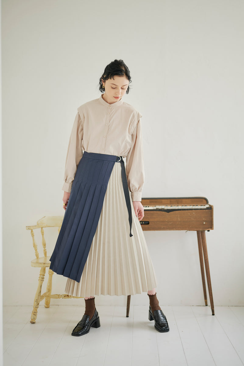 SHIRT DRESS WITH PLEATED SKIRT