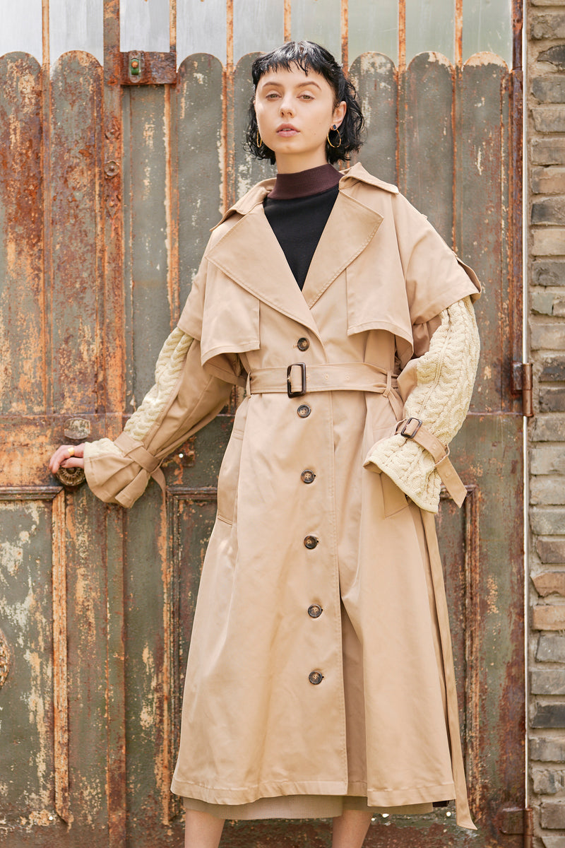 DETACHABLE SLEEVES TRENCH COAT